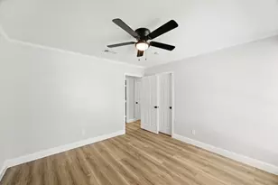 1310 Burning Tree Rd, Houston, TX 77339 - Photo 14