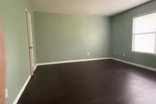 8122 Golf Green Cir, Houston, TX 77036 - Photo 10