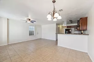 8424 Cannon St, Houston, TX 77051 - Photo 4