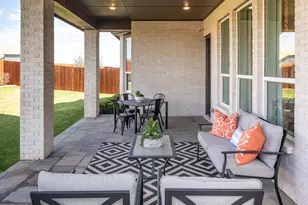 12339 Grassy Bnd Dr, Mont Belvieu, TX 77523 - Photo 24