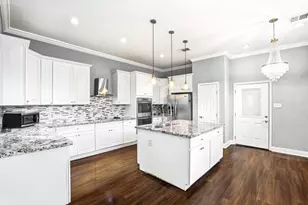 427 Sikes St, Houston, TX 77018 - Photo 6