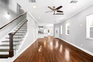 427 Sikes St, Houston, TX 77018 - Photo 14
