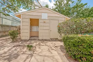 8201 Richmond Ave, Houston, TX 77063 - Photo 34