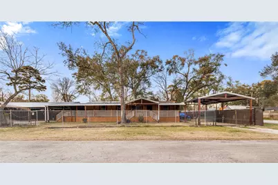 214 Lochness Drive, Highlands, TX 77562 - Photo 2