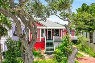 1518 21st St, Galveston, TX 77550 - Photo 2