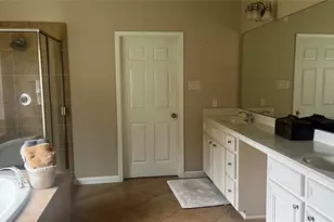 15906 Stern St, Houston, TX 77044 - Photo 12