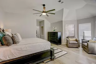 1515 Thunder Lake Ln, Sugar Land, TX 77498 - Photo 18