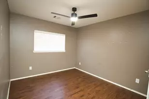 2710 Sockeye Dr, Houston, TX 77045 - Photo 14