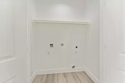 725 E 37th Street, Houston, TX 77022 - Photo 18