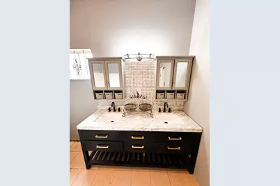 638 Kelly Lane, Angleton, TX 77515 - Photo 12