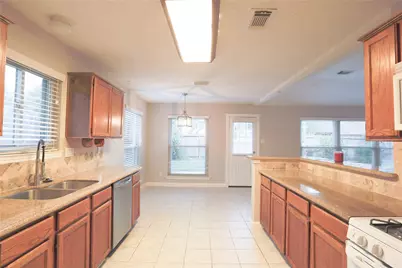 7110 Yardley Drive, Katy, TX 77494 - Photo 16