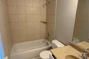 2614 Enclave At Shady Acres Ct, Houston, TX 77008 - Photo 12