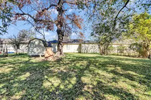 7622 S Hall St, Houston, TX 77028 - Photo 24