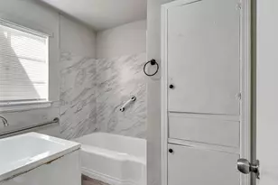 7622 S Hall St, Houston, TX 77028 - Photo 14