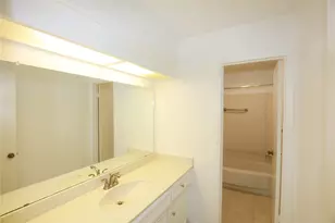 2210 Shadowbriar Dr, Houston, TX 77077 - Photo 40