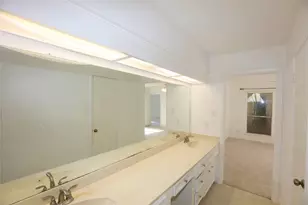 2210 Shadowbriar Dr, Houston, TX 77077 - Photo 32