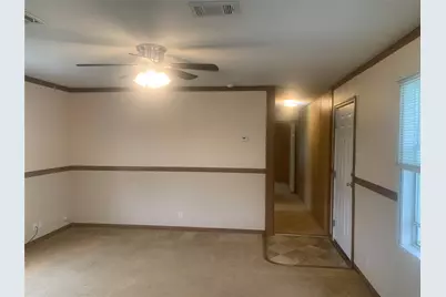 710 Parkmoor Boulevard, Edna, TX 77957 - Photo 18