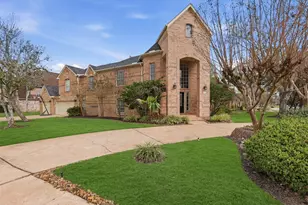 1711 Forestlake Dr, Sugar Land, TX 77479 - Photo 2