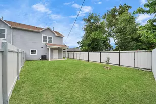 5947 Southseas St, Houston, TX 77033 - Photo 36