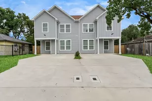 5947 Southseas St, Houston, TX 77033 - Photo 6