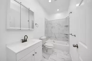 5947 Southseas St, Houston, TX 77033 - Photo 22