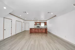 5947 Southseas St, Houston, TX 77033 - Photo 18