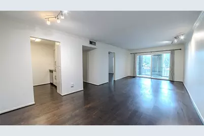 7575 Katy Freeway #103, Houston, TX 77024 - Photo 2