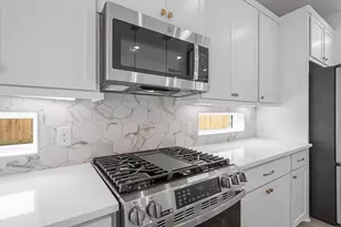 1302 Shaded Rock Dr, Missouri City, TX 77459 - Photo 8