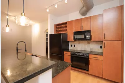 1901 Post Oak Boulevard #2109, Houston, TX 77056 - Photo 22