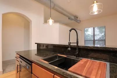 1901 Post Oak Boulevard #2109, Houston, TX 77056 - Photo 26