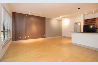 1901 Post Oak Boulevard #2109, Houston, TX 77056 - Photo 1