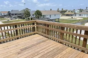 16647 John Silver Rd, Jamaica Beach, TX 77554 - Photo 32