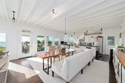 4001 29th Street N, Texas City, TX 77590 - Photo 20