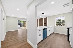 2426 Woodsdale Blvd, Houston, TX 77038 - Photo 16