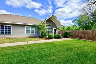 312 Hunt Rd, Baytown, TX 77521 - Photo 4