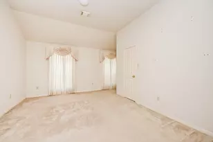 9731 New Kent Dr, Sugar Land, TX 77498 - Photo 24