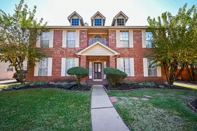 9731 New Kent Drive, Sugar Land, TX 77498 - Photo 1