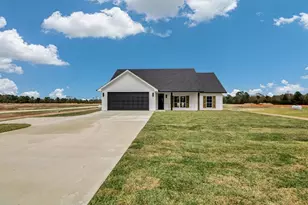 335 Ralph Nerren, Huntington, TX 75949 - Photo 2