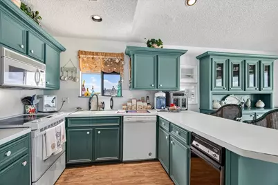 427 Tahiti Road, Tiki Island, TX 77554 - Photo 20