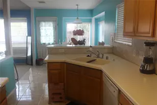 13834 Magnolia Lake Ln, Houston, TX 77083 - Photo 12