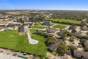 2986 Pk Hl Ln, Stafford, TX 77477 - Photo 10