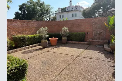 1422 Nantucket Drive #A, Houston, TX 77057 - Photo 1
