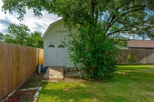 1817 Laura Ln, College Station, TX 77840 - Photo 32