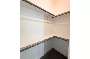 7710 Darnay Dr, Houston, TX 77033 - Photo 30