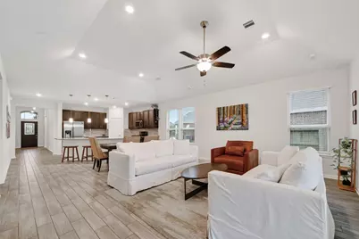 15607 Barton Orchard Lane, Houston, TX 77044 - Photo 10
