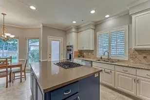 14 Feather Branch Ct, The Woodlands, TX 77381 - Photo 18