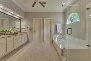 14 Feather Branch Ct, The Woodlands, TX 77381 - Photo 24