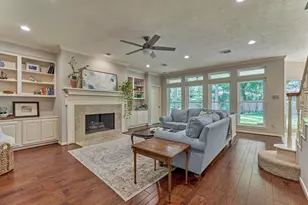 14 Feather Branch Ct, The Woodlands, TX 77381 - Photo 12