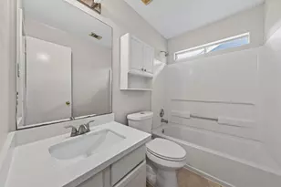 11811 Fossil Rock Ln, Houston, TX 77034 - Photo 34