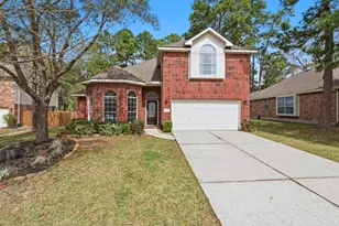 26 Griffin Hill Ct, The Woodlands, TX 77382 - Photo 1